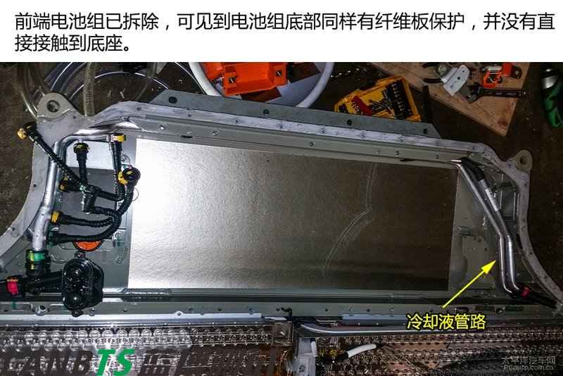 特斯拉電池板拆解:7000多節18650電池 密密麻麻