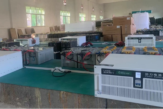 大電流點測試設備.png 大電流點測試設備.png